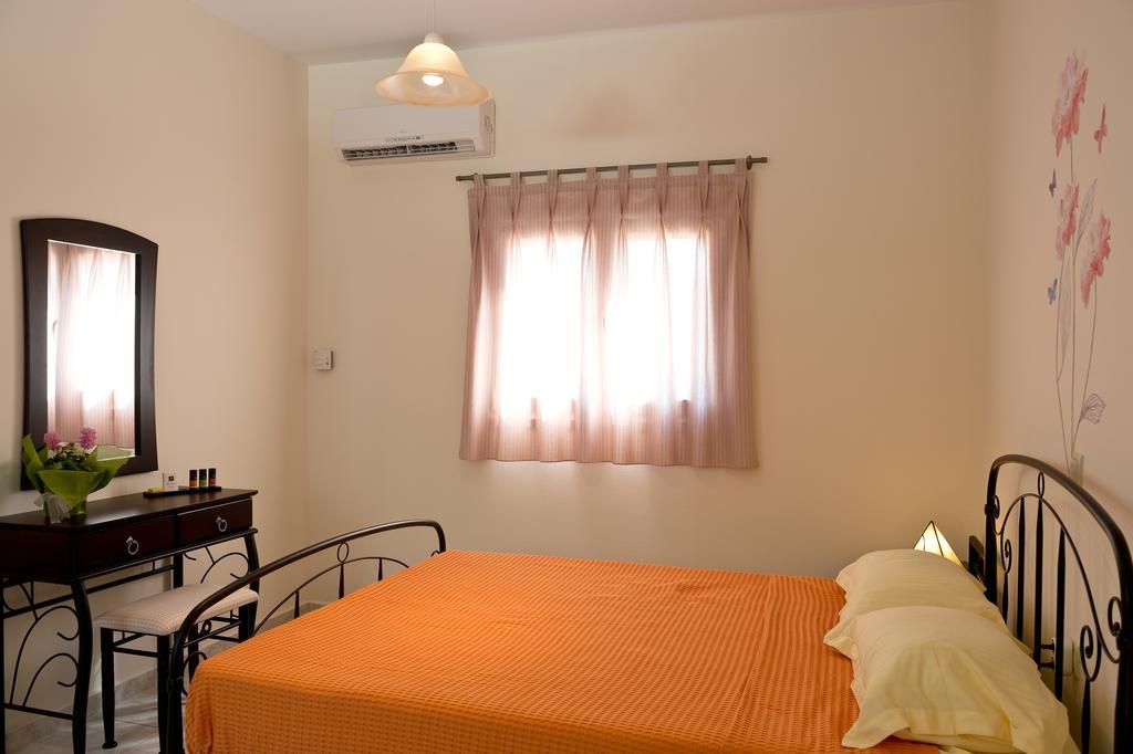 קיוטארי Villa Nefeli חדר תמונה