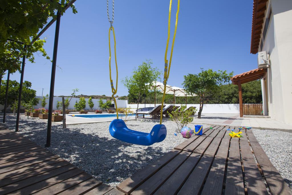 קיוטארי Villa Nefeli מראה חיצוני תמונה