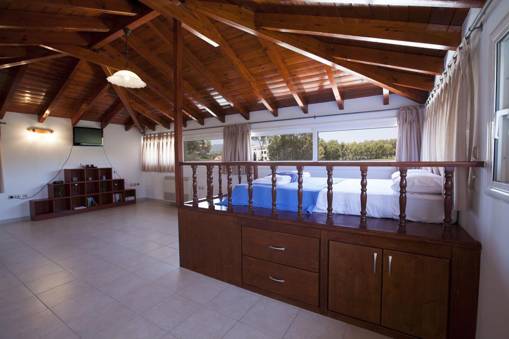 קיוטארי Villa Nefeli מראה חיצוני תמונה
