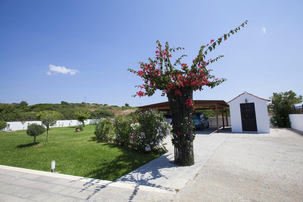 קיוטארי Villa Nefeli מראה חיצוני תמונה