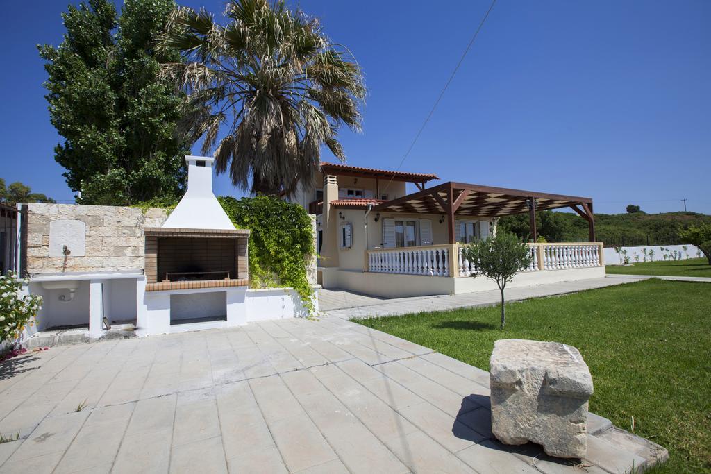 קיוטארי Villa Nefeli מראה חיצוני תמונה