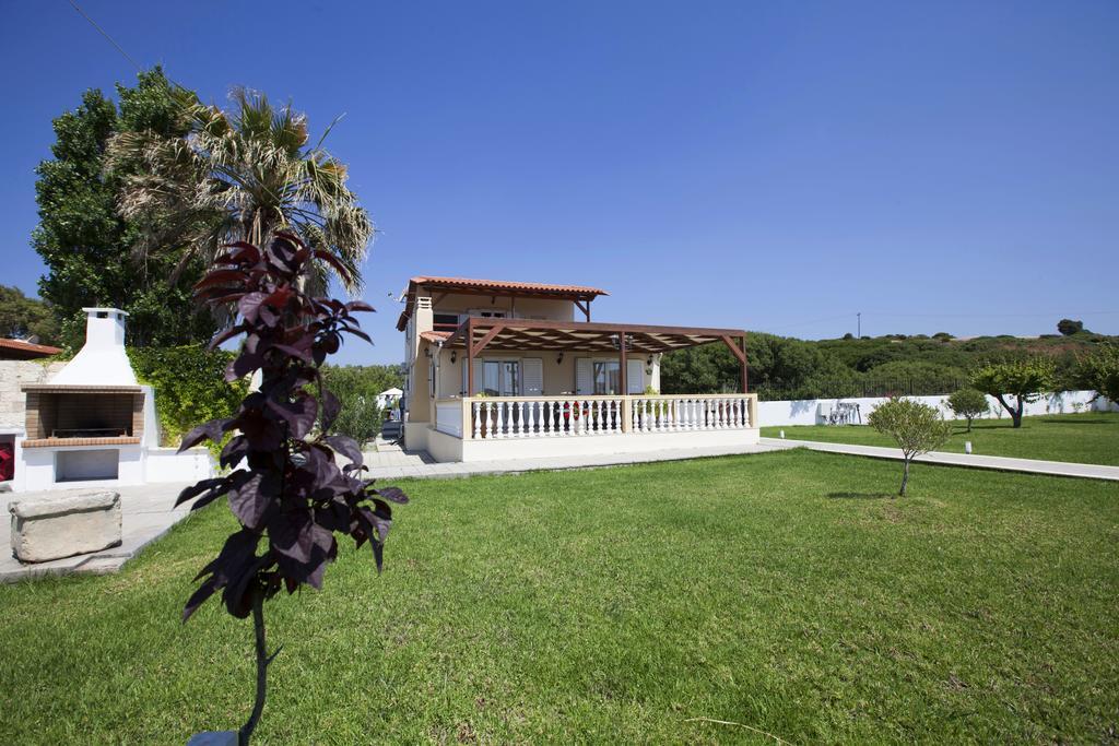 קיוטארי Villa Nefeli מראה חיצוני תמונה